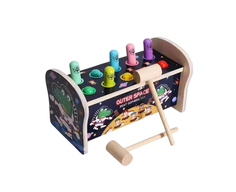 لعبة صيد الدب مع مطرقة