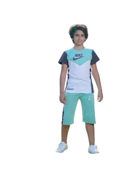 ترنج ولادي قطعتين شورت وتي شيرت *44